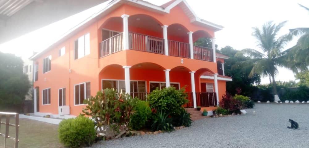 Jamaica Inn Guest House Botianaw Εξωτερικό φωτογραφία