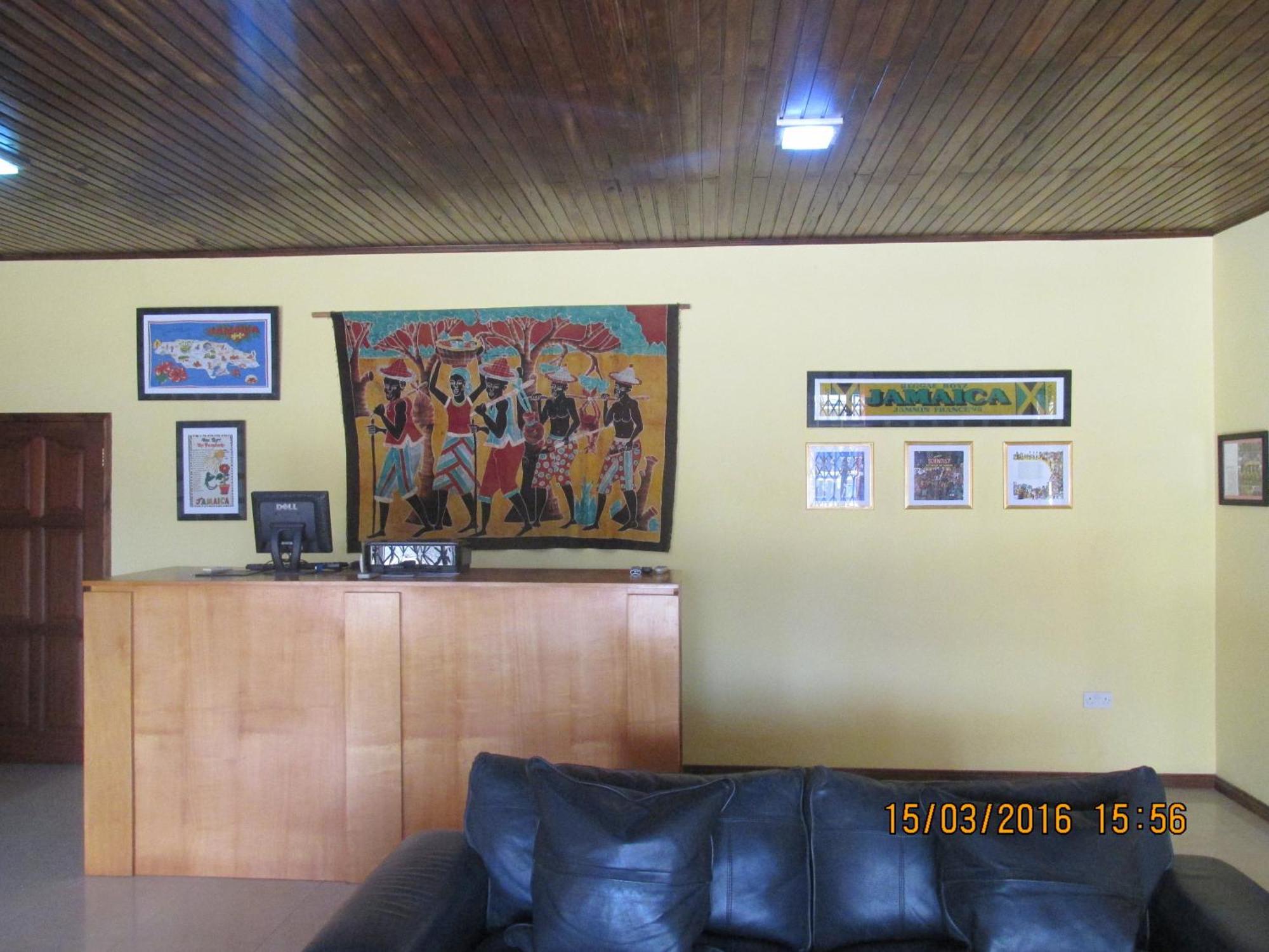 Jamaica Inn Guest House Botianaw Εξωτερικό φωτογραφία