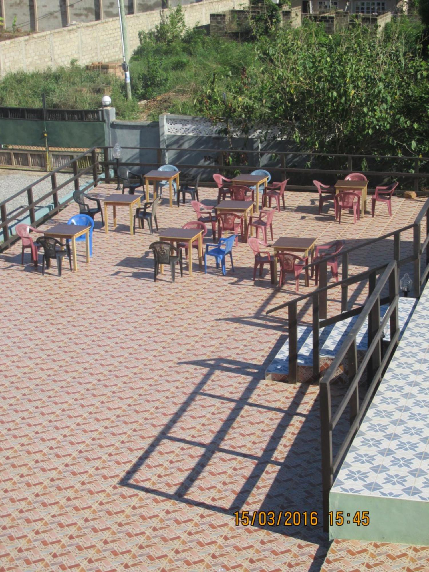 Jamaica Inn Guest House Botianaw Εξωτερικό φωτογραφία