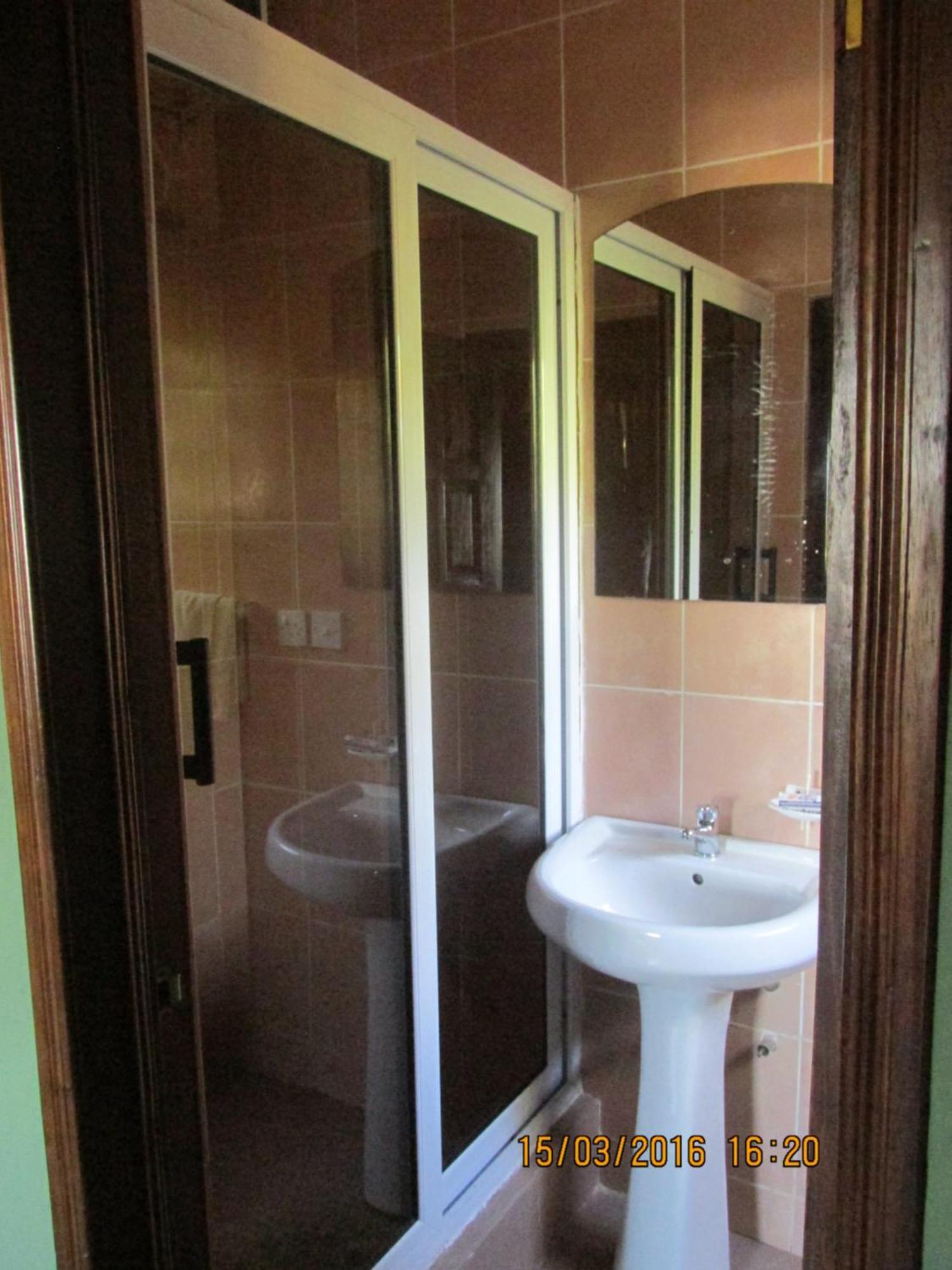 Jamaica Inn Guest House Botianaw Εξωτερικό φωτογραφία