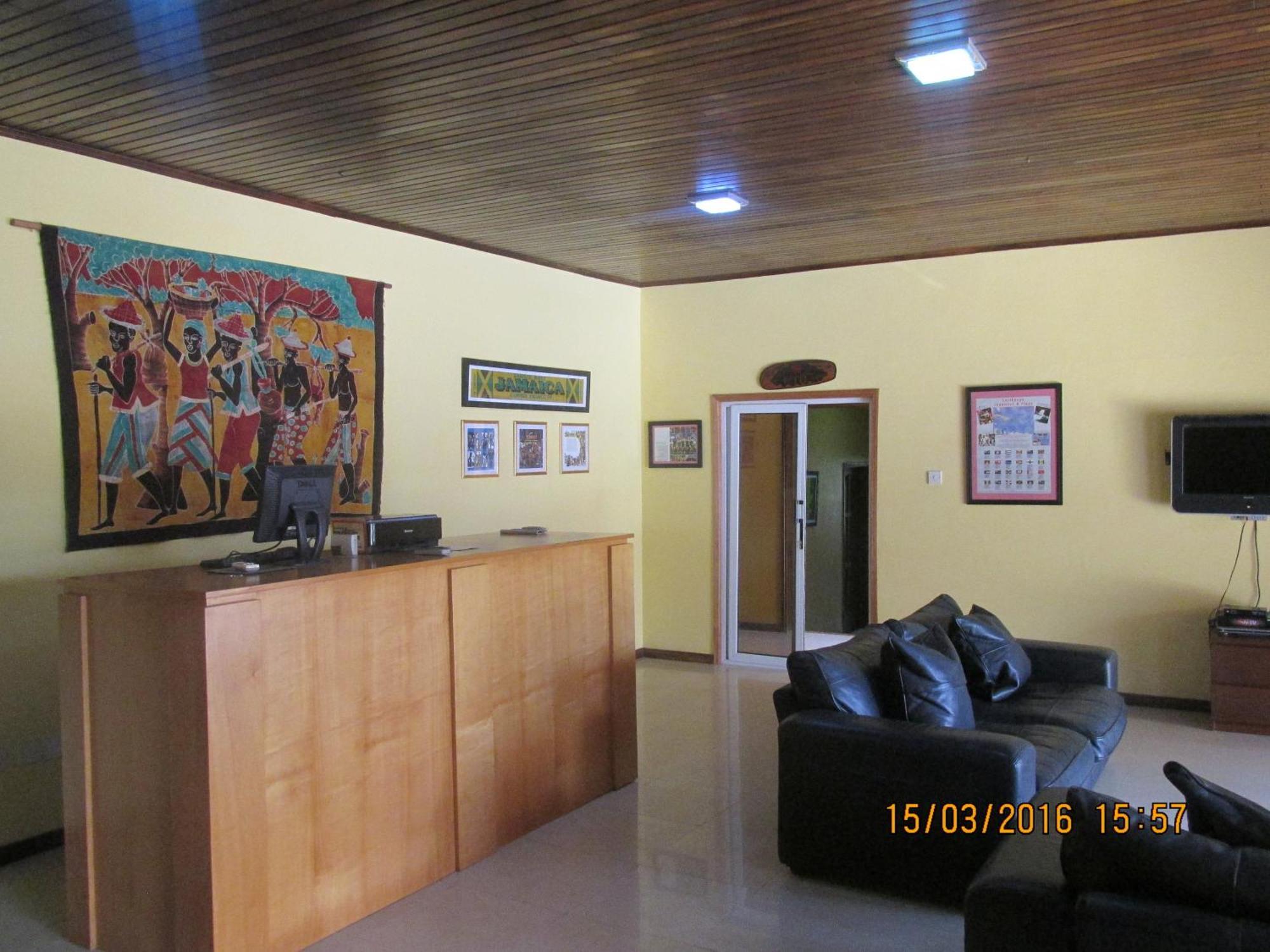 Jamaica Inn Guest House Botianaw Εξωτερικό φωτογραφία