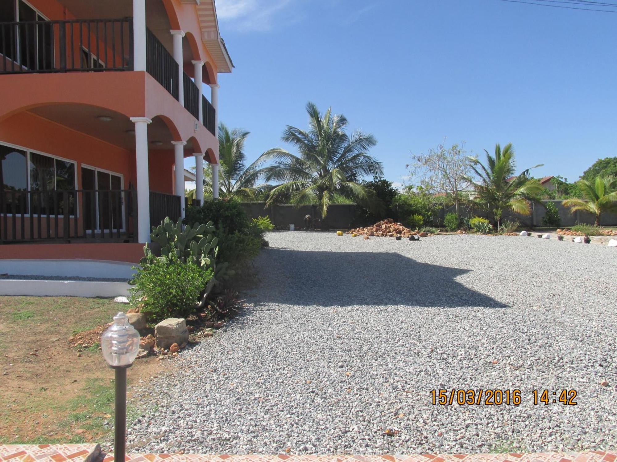 Jamaica Inn Guest House Botianaw Εξωτερικό φωτογραφία